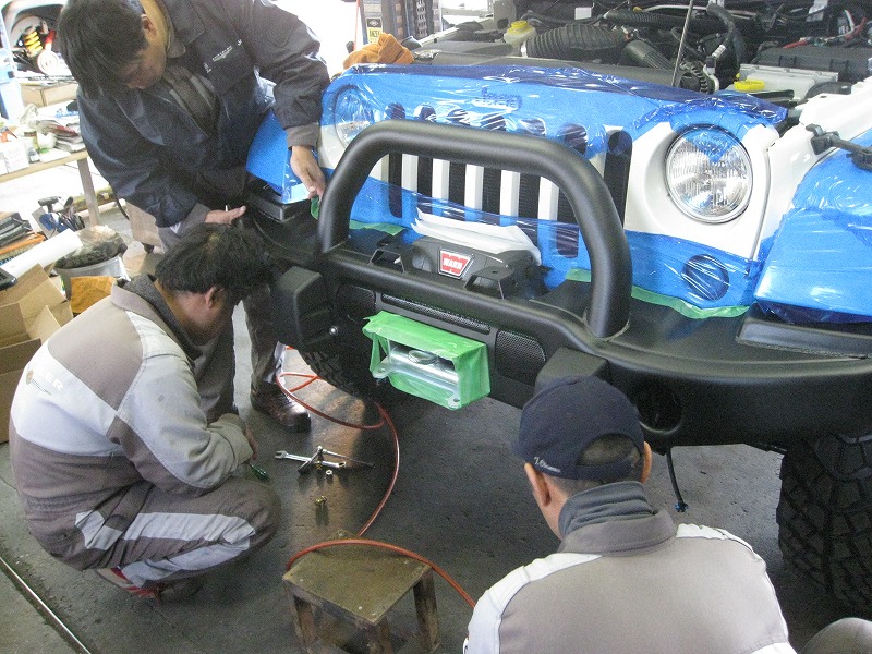 JKラングラー AEVフロントバンパー取付け - 4WD SHOP タイガーオート